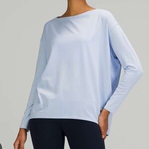 Lululemon action back top NWOT long sleeve fits 0-6